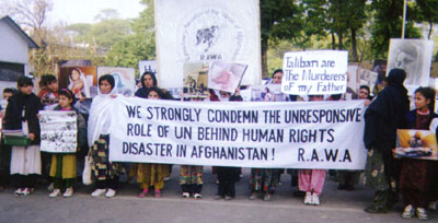 More than 250 women and children participated the sit-in