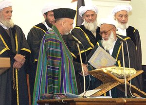 Shenwari and some other dark-minded supreme court judges in the oath ceremony of Hamid Karzai.