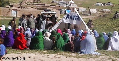 Earthquake victims in Nahrin