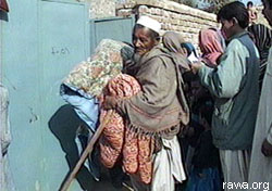 Quilt distribution