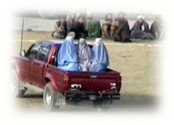 Zarmeena (center) the ill-fated woman few minutes before being executed.